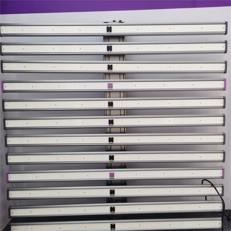 Adjustable LED grow light